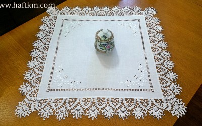 Elegancka serweta z haftem angielskim