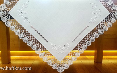 Elegancka serweta z haftem angielskim