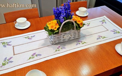  Ręcznie haftowany " Lawenda"