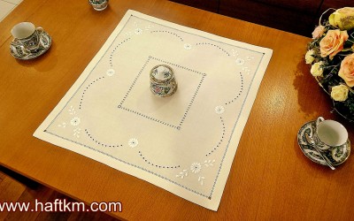 Piękna serweta z haftem angielskim