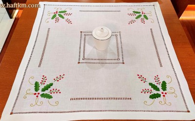 Piękna serweta  " Ostrokrzew "