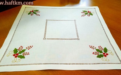 Piękna serweta  " Ostrokrzew bożonarodzeniowy "