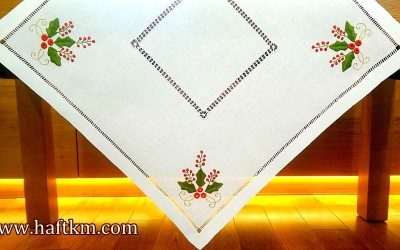 Piękna serweta  " Ostrokrzew bożonarodzeniowy "