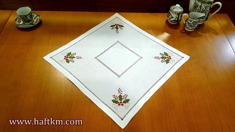 Piękna serweta  " Ostrokrzew bożonarodzeniowy "