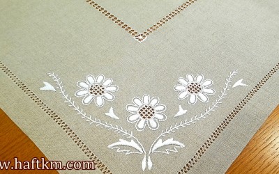 Piękna serweta, haft makowski " Margaretki  "