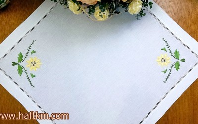 Piękna serweta, haft makowski " Margaretki  "