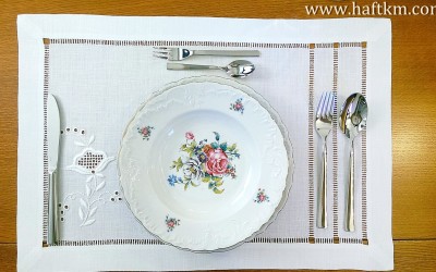 Piękna podkładka obiadowa " Różyczki toledo"