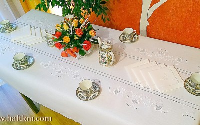 Ekskluzywny obrus " Różyczki toledo "