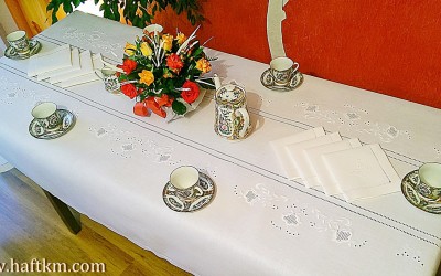 Ekskluzywny obrus " Różyczki toledo "