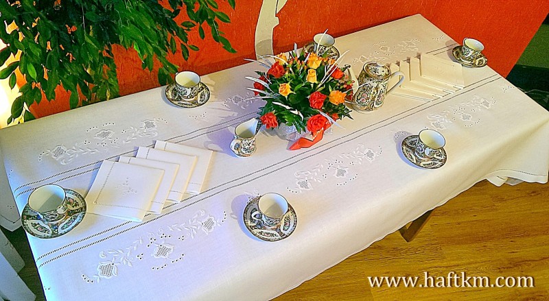 Ekskluzywny obrus " Różyczki toledo "