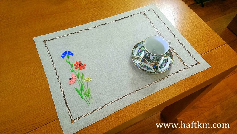 Śliczna podkładka obiadowa " Polne kwiaty "