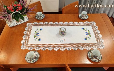 Śliczny bieżnik z motywem kaszubskim.