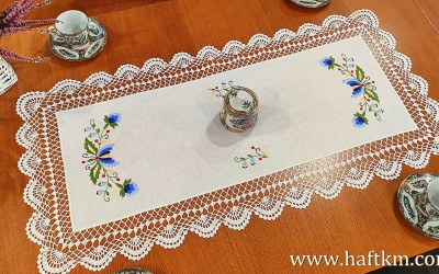 Śliczny bieżnik z motywem kaszubskim.