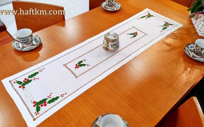 Elegancki  bieżnik świąteczny  