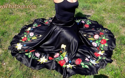 Spódnica - haft cieniowany.