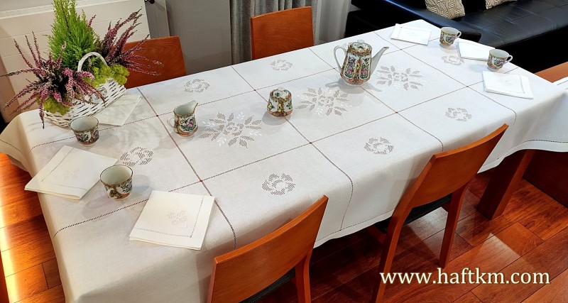 Ekskluzywny obrus  toledo " Róża makowska "