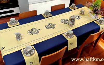 Wyjątkowy, ręcznie haftowany obrus lniany.