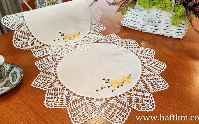 Ręcznie haftowana serweta " Bazie "