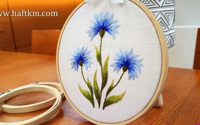 Obraz ręcznie haftowany " Chabry"