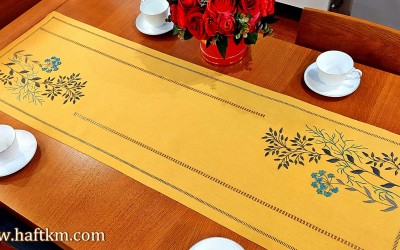 Przepiękny, ręcznie haftowany bieżnik  " Modern "