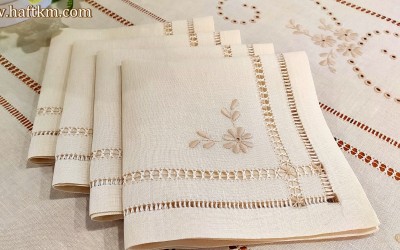 Obrus "Magia angielskiego haftu"