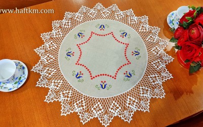 Obrus z motywem kaszubskim.