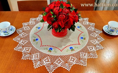 Piękny obrus z motywem kaszubskim.