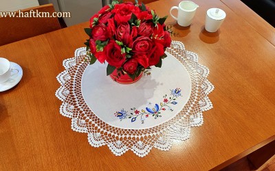 Obrus z motywem kaszubskim.