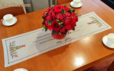 Piekny bieżnik świąteczny " Choinka modern "