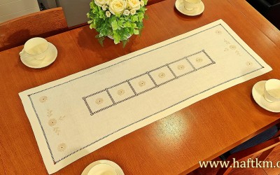 Bieżnik haft angielski " Kwiatuszki "