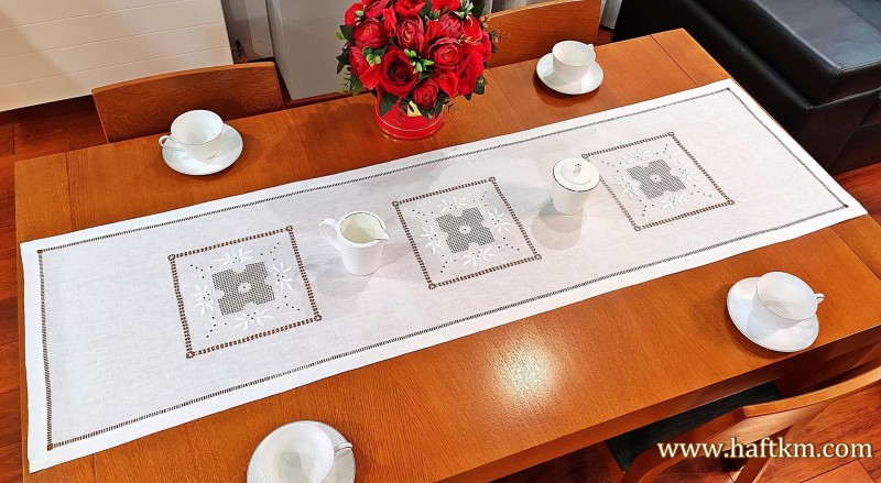 Zjawiskowy bieżnik " Urok haftu toledo "