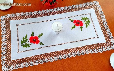 Bieżnik, haft ręczny z koronką szydełkową 
