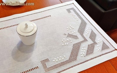 Elegancki bieżnik, haft reczny " Toledo geometria "