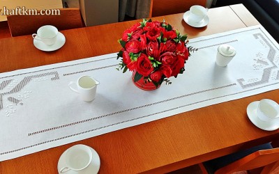 Elegancki bieżnik, haft reczny 