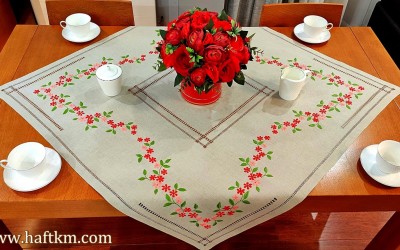 Ręcznie haftowana serweta  