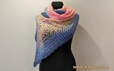 Chusta na szydełku ombre.