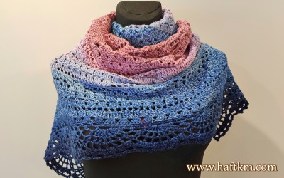 Chusta na szydełku ombre.