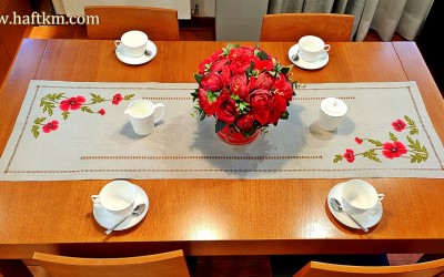 Ekskluzywny bieżnik. "Bukiet polnych maków "