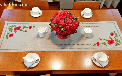 Ekskluzywny bieżnik. "Bukiet polnych maków "