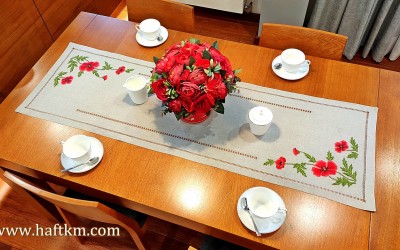 Ekskluzywny bieżnik. "Bukiet polnych maków "