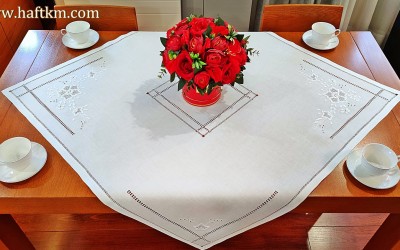 Lniana serweta, ręcznie haftowana 