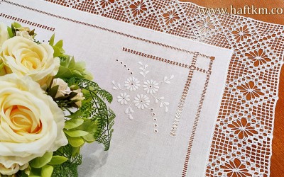 Wyjątkowa serweta lniana z haftem angielskim