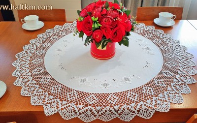 Wyjatkowy lniany obrus, haft ręczny "Różyczki toledo"