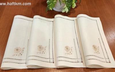 Lniane serwetki obiadowe.