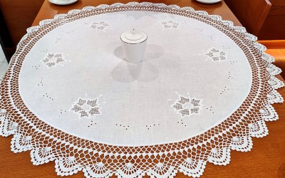 Piękna serweta lniana " Róża Makowska"