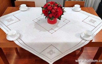 Wyjątkowy obrus " Urok haftu toledo "