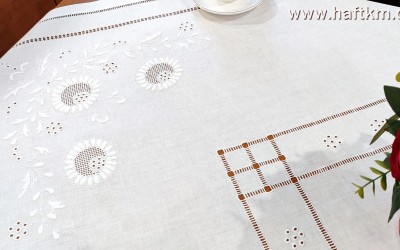 Ekskluzywna serweta ręcznie haftowana " Jaskra "