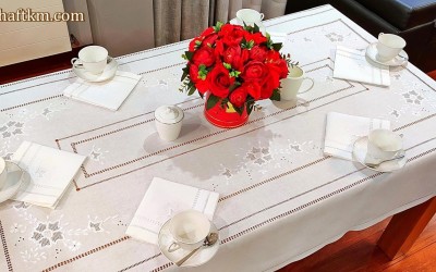 Ręcznie haftowany obrus 