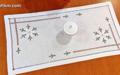 Uroczy bieżnik świąteczny " Gwiazdki "