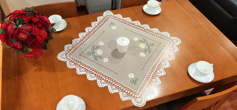 Elegancka serweta " Margerytki "